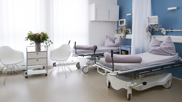 praxis-plastische-chirurgie-aestheticum-berlin-dr-ahrens-06.jpg